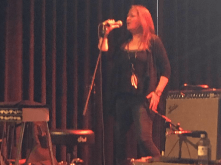 Michelle Sundholm Voice Over Artist Singing Photo7